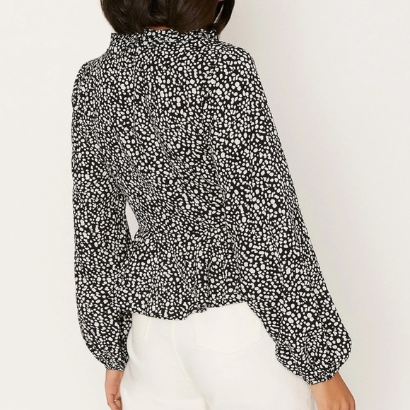Oasis Blouse Black and White - Picture 2 of 6